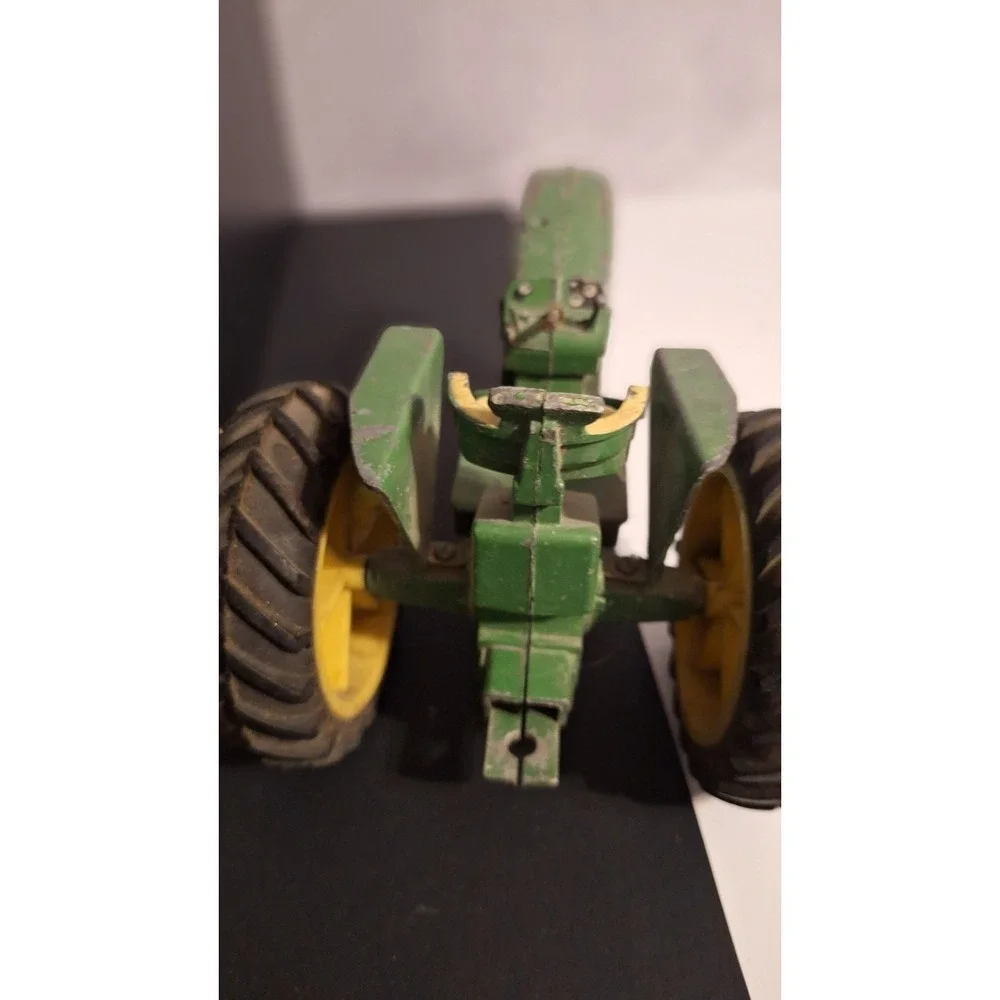 VINTAGE ERTL JOHN DEERE 5020 TRACTOR 1/16 SCALE DIECAST FARM TOY